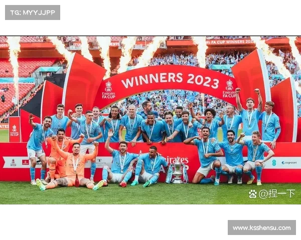 英超开幕战激烈角逐新赛季首场对决引发球迷热烈期待 英超开幕战激烈角逐新赛季首场对决引发球迷热烈期待